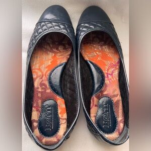 Born Handcrafted Patent Pending Quilted Navy Blue Leather Ballet Flats Size 7